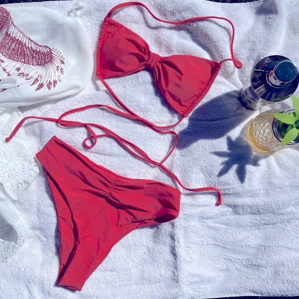 💕 Criss Cross Bikini